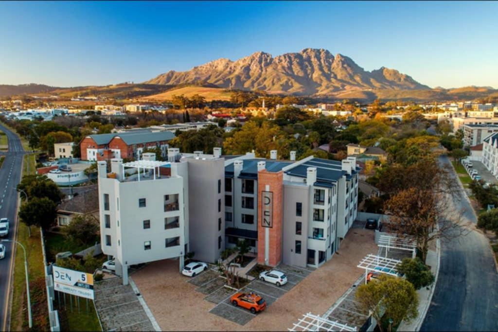 Unique Stay, The Den Apartments Stellenbosch Exterior photo